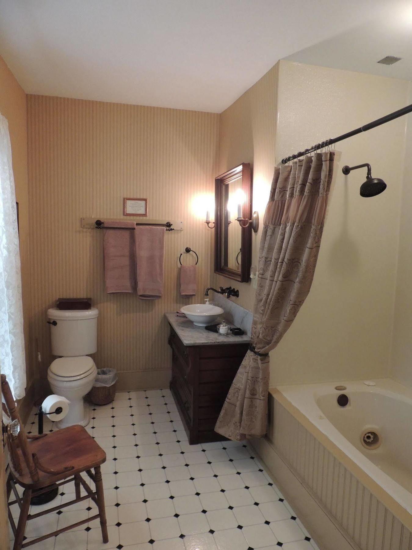 1868 Magnolia House Inn Lexington Eksteriør billede